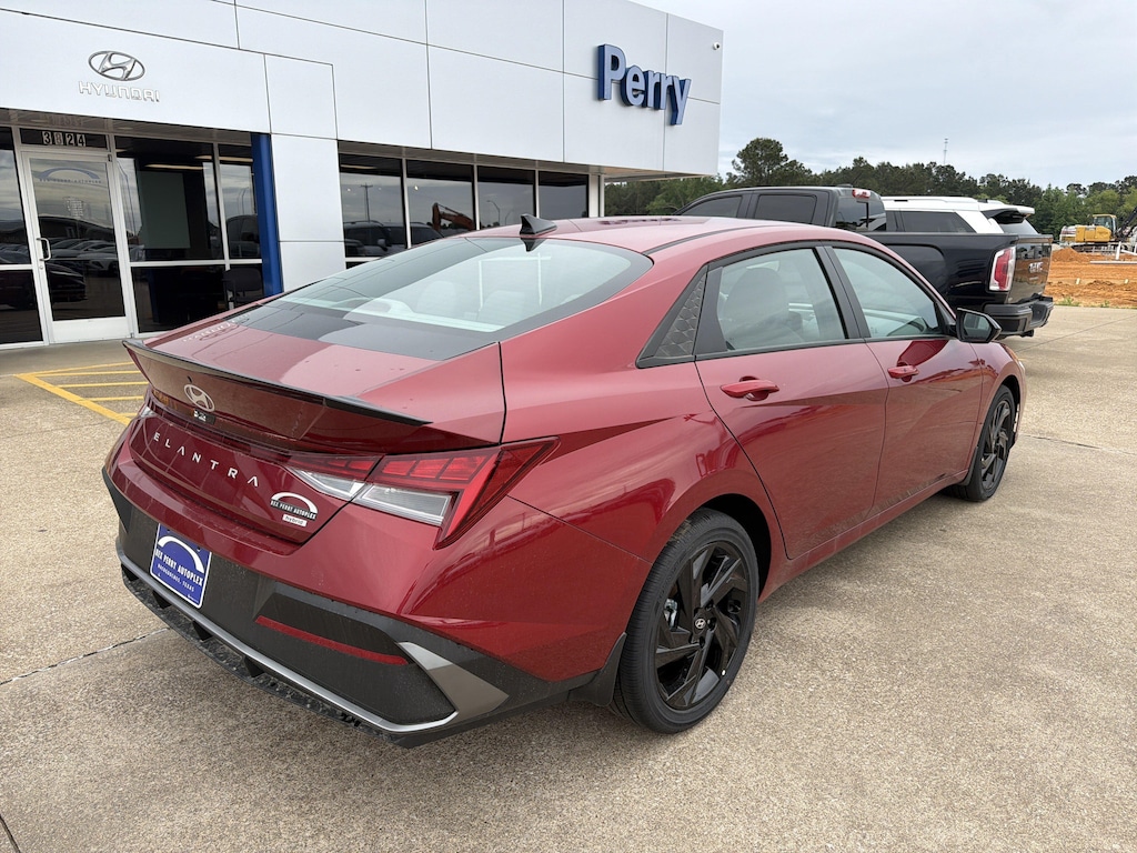 New 2026 Hyundai Elantra Hybrid SEL Sport Sedan