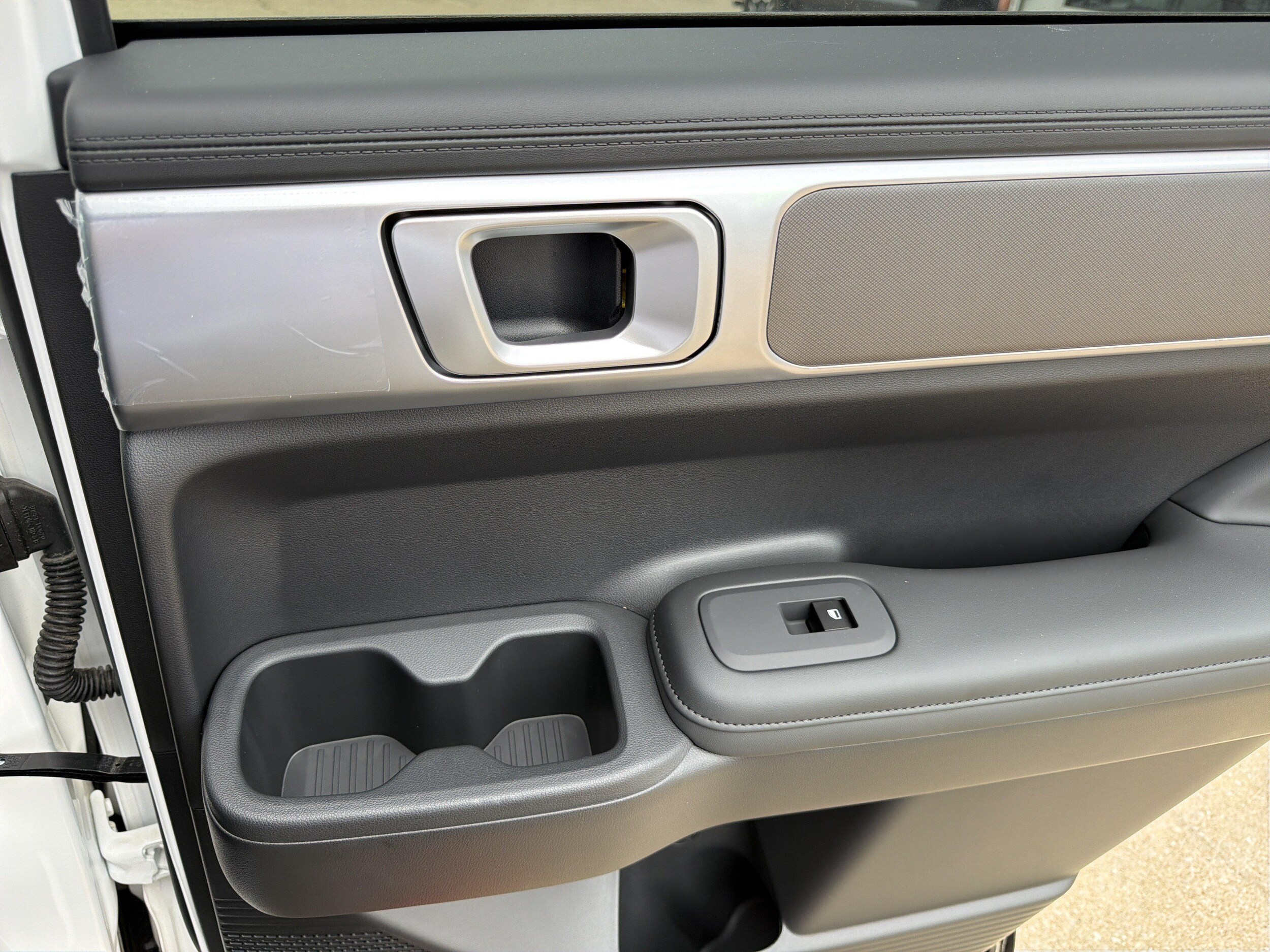 2026 Hyundai Santa Fe SEL - Photo 12