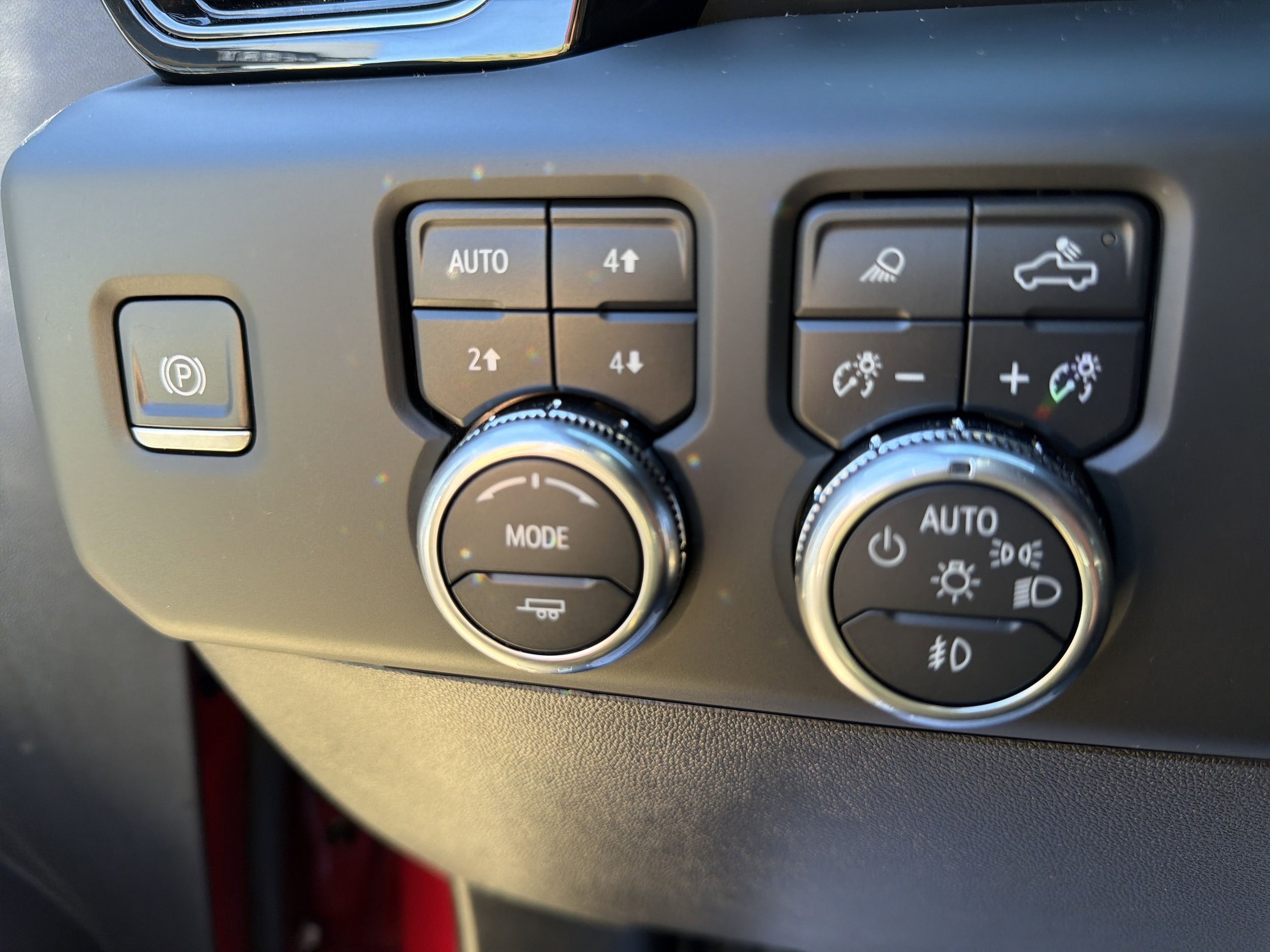 2024 GMC Sierra 1500 AT4X - Photo 13