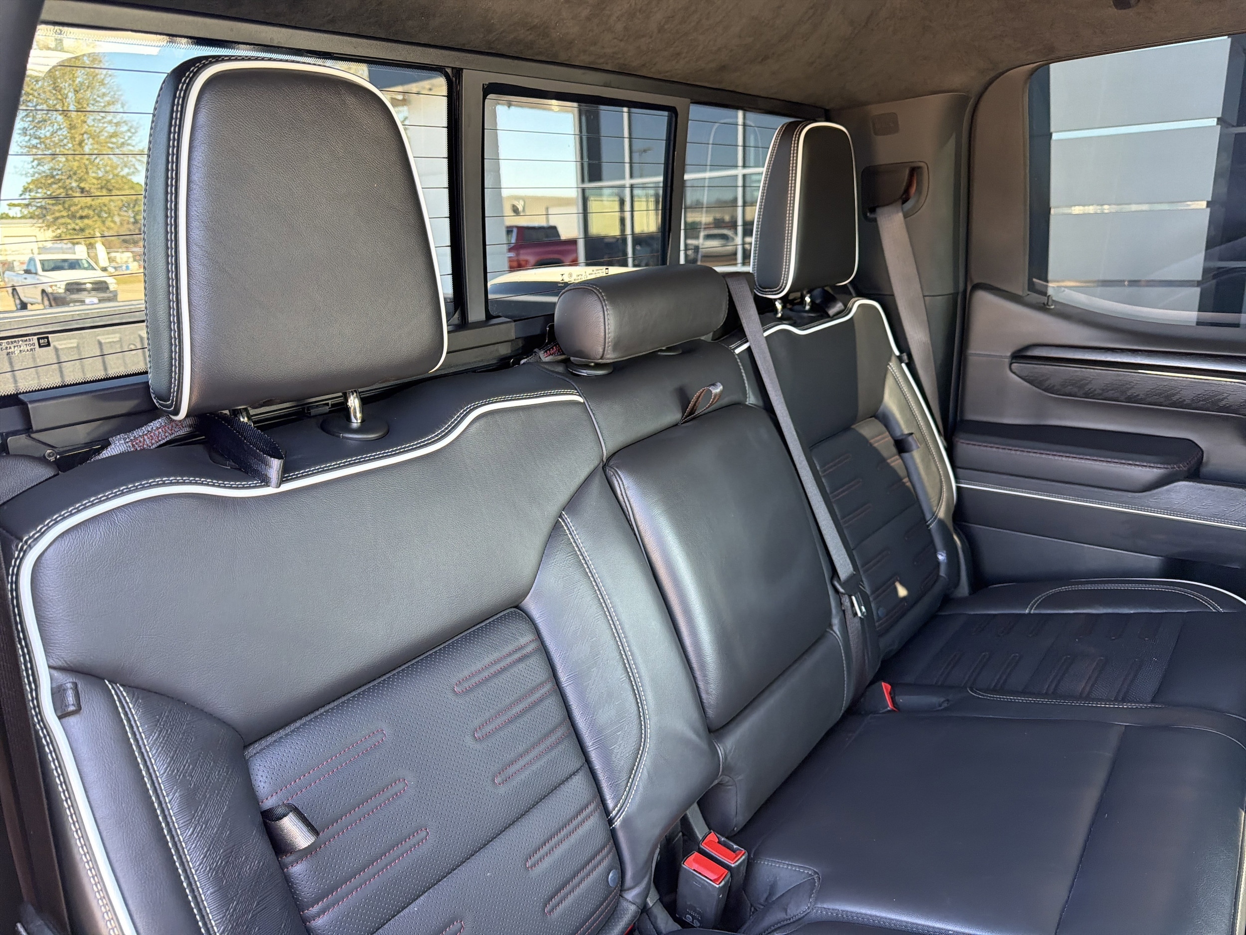 2024 GMC Sierra 1500 AT4X - Photo 8