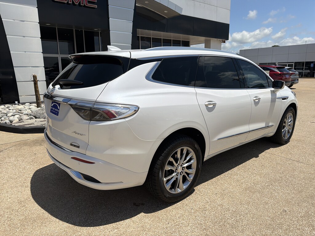 Used 2022 Buick Enclave Avenir SUV
