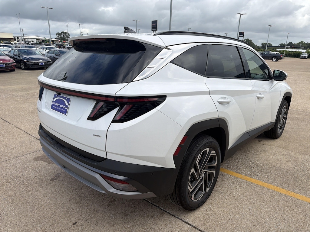 New 2026 Hyundai Tucson Limited AWD SUV