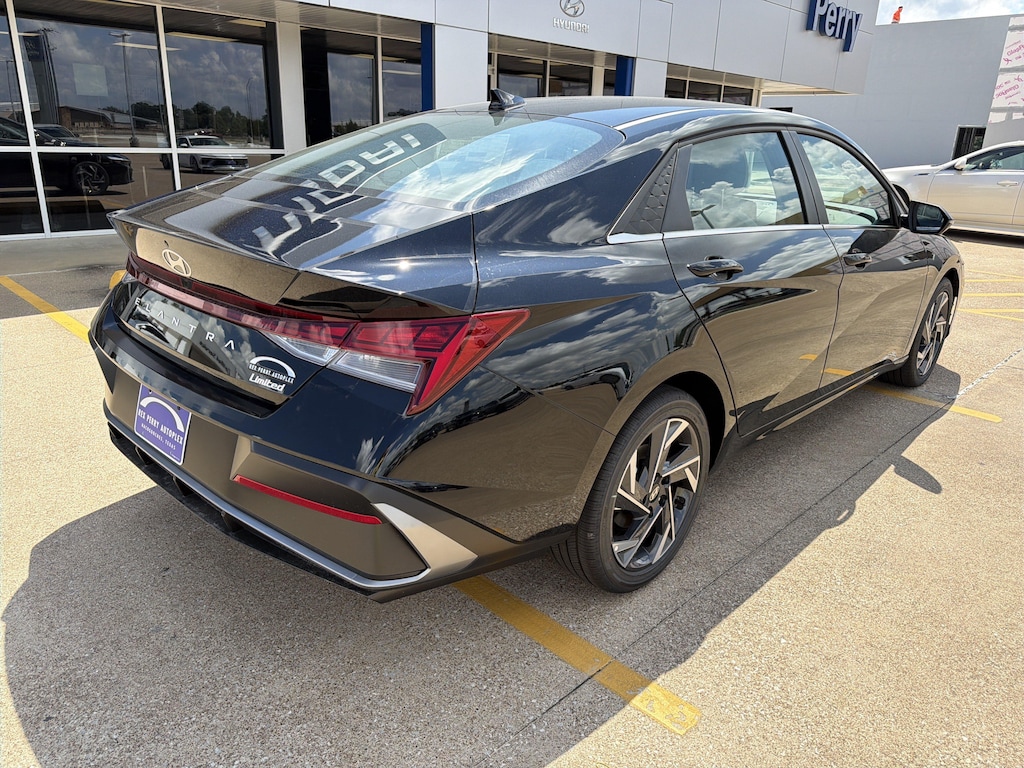 New 2026 Hyundai Elantra Limited Sedan