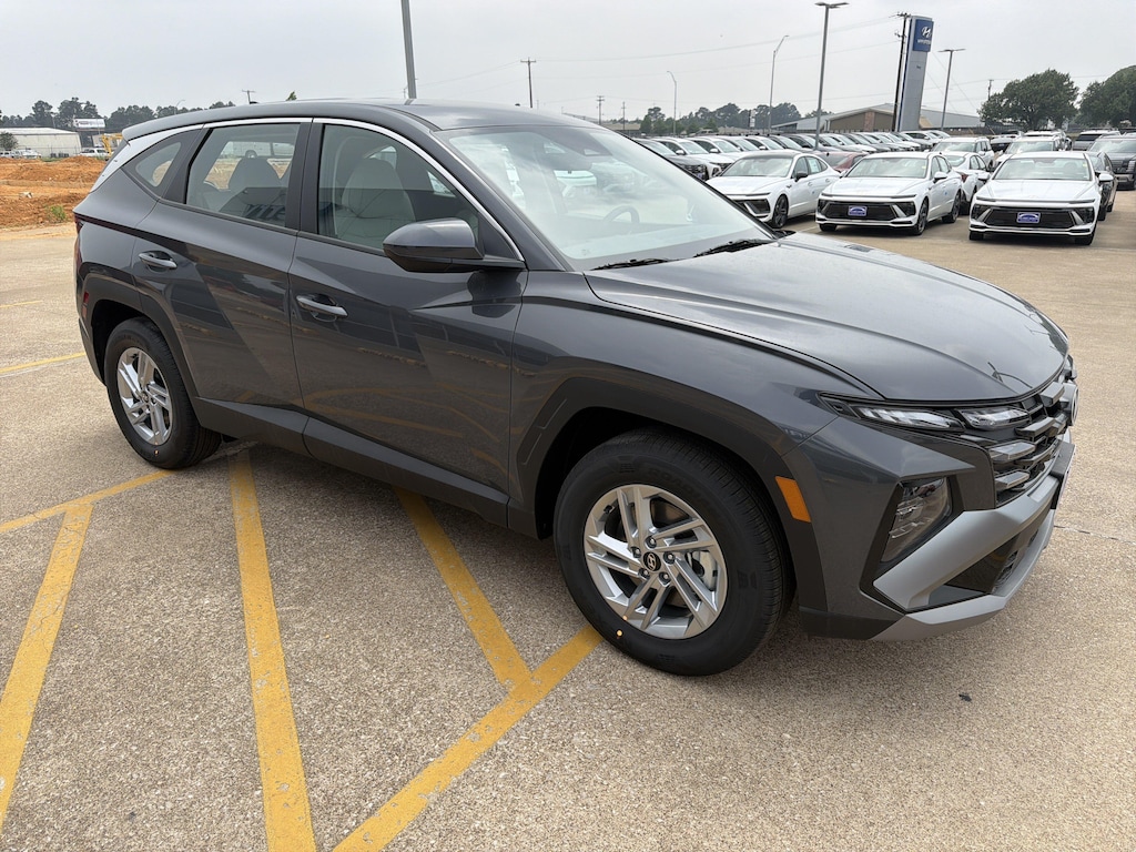 New 2026 Hyundai Tucson SE FWD SUV