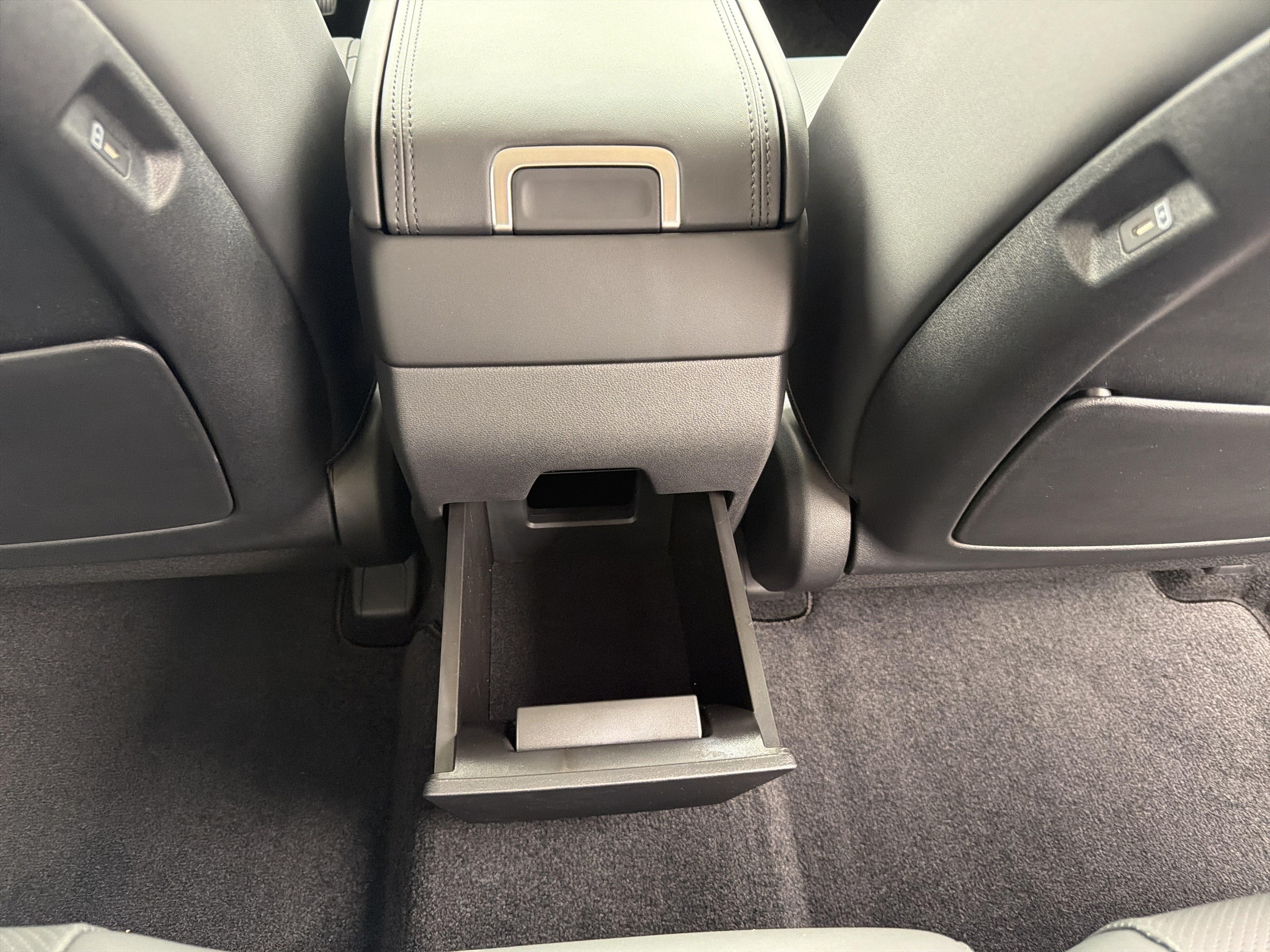 2026 Hyundai Santa Fe SEL - Photo 10