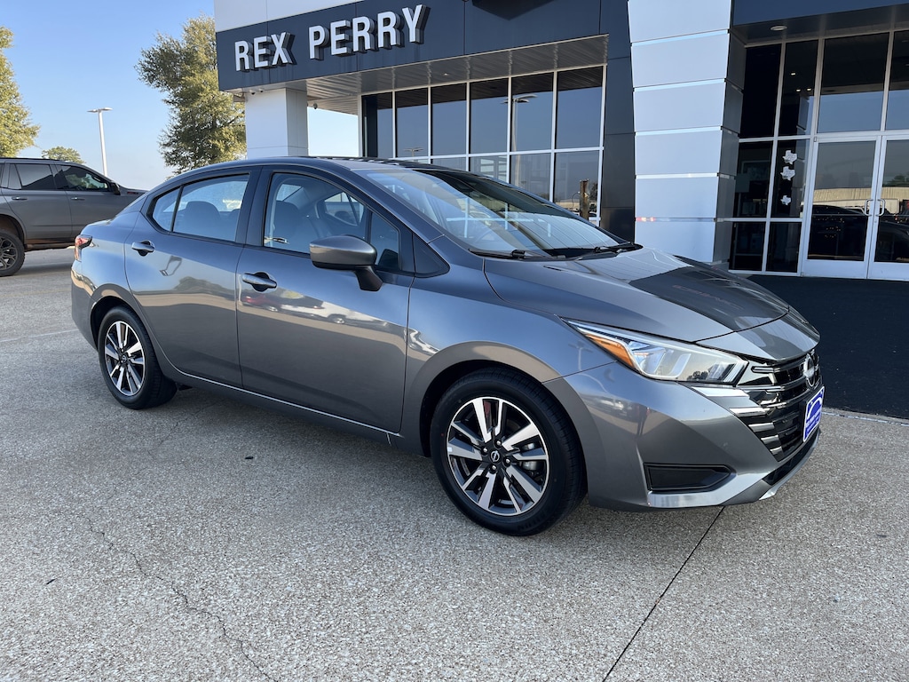 Used 2024 Nissan Versa 1.6 SV Sedan