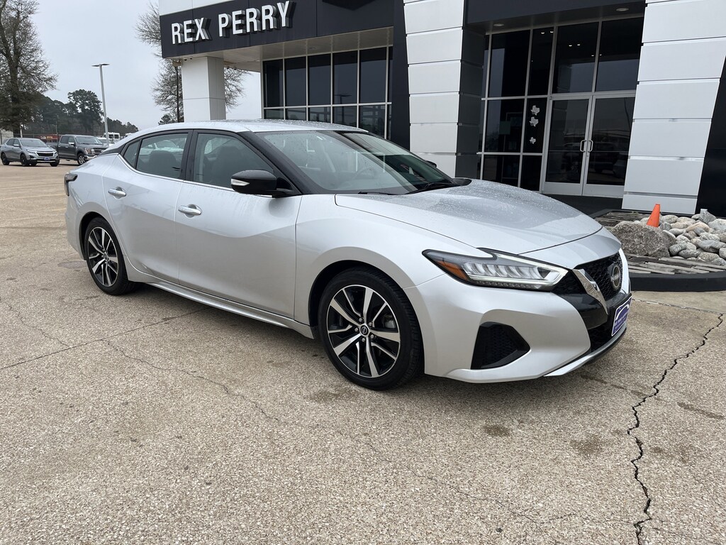 Used 2023 Nissan Maxima SV Sedan