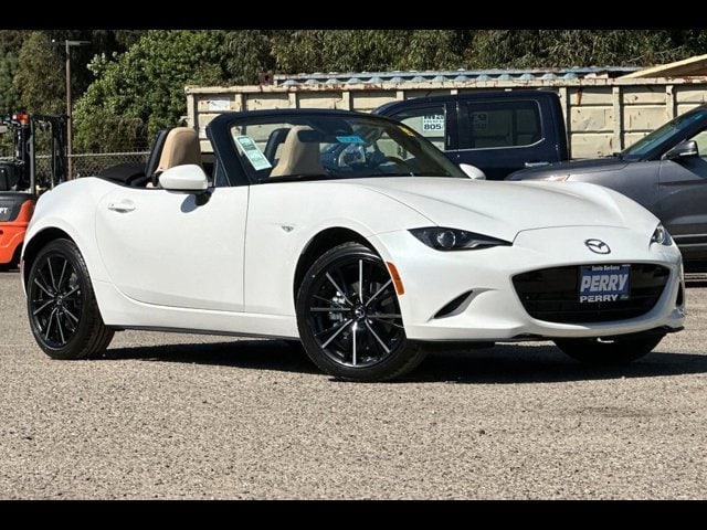 2026 Mazda MX-5 Miata Grand Touring's photo