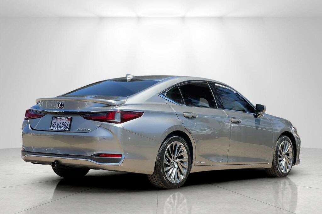 Used 2019 Lexus ES 300h Luxury Sedan
