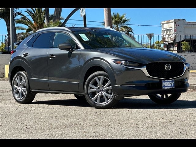 2025 Mazda CX-30 Premium's photo