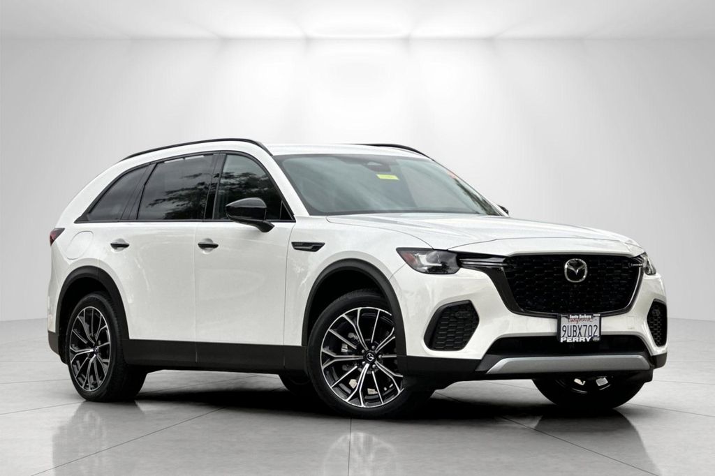 2025 Mazda CX-70 PHEV Premium Plus Package's photo