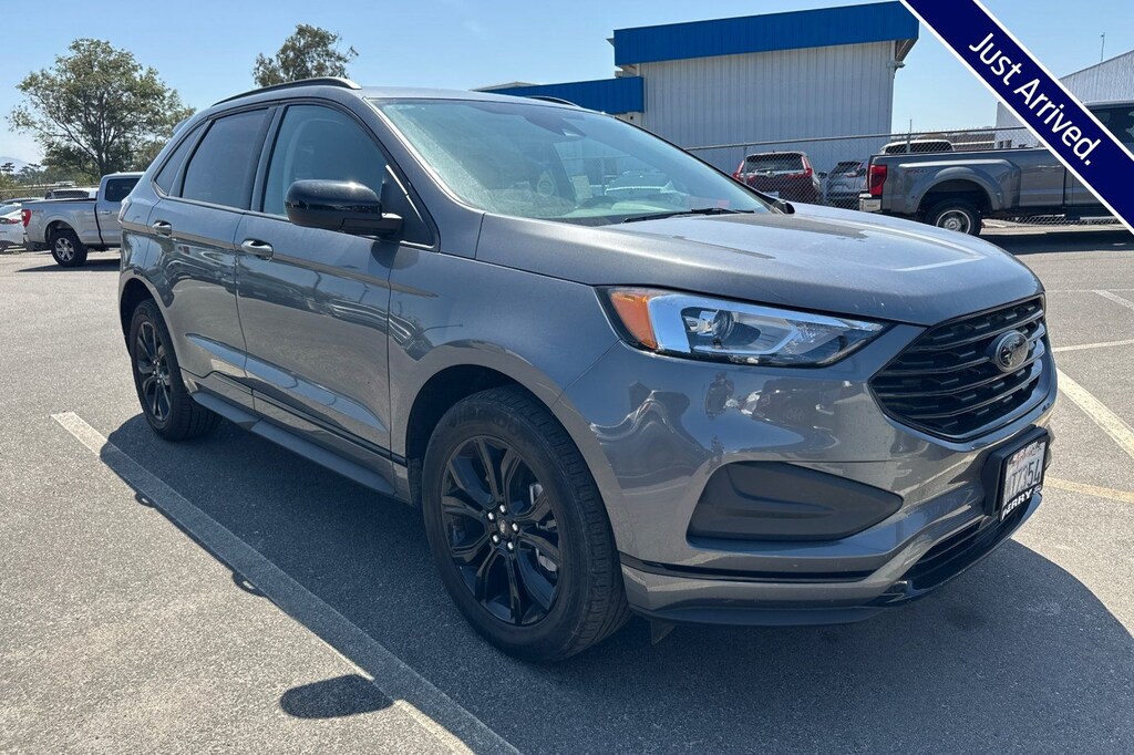 Used 2024 Ford Edge SE SUV
