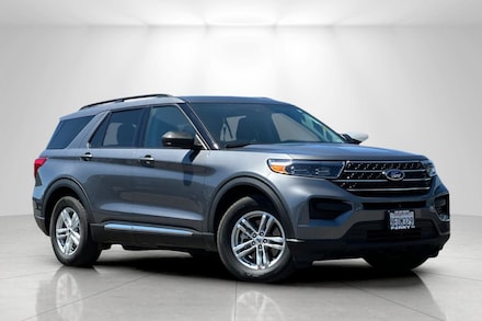 2022 Ford Explorer XLT SUV