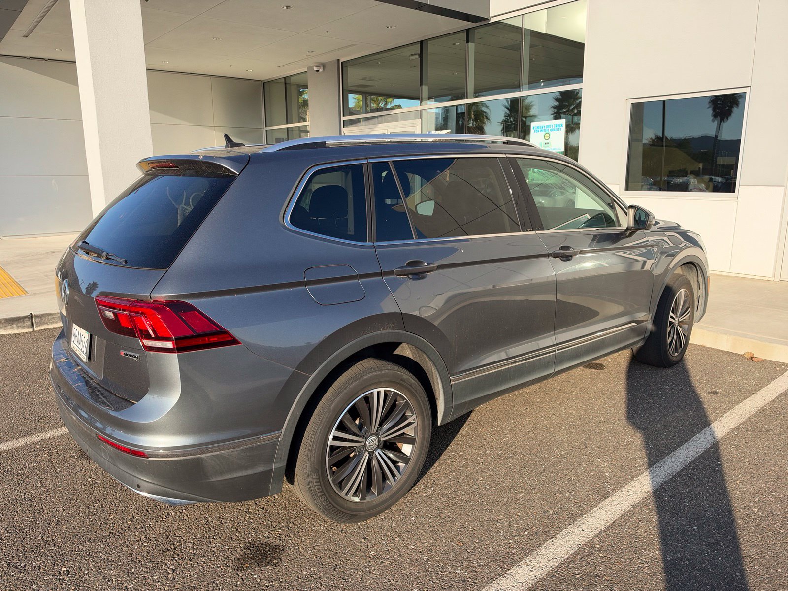 Used 2019 Volkswagen Tiguan 2.0T SEL SUV