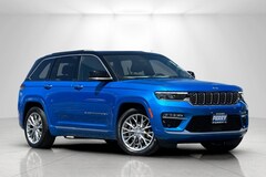 2023 Jeep Grand Cherokee Summit SUV