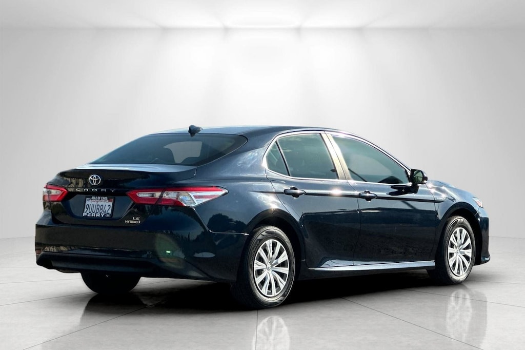 Used 2020 Toyota Camry Hybrid LE Sedan