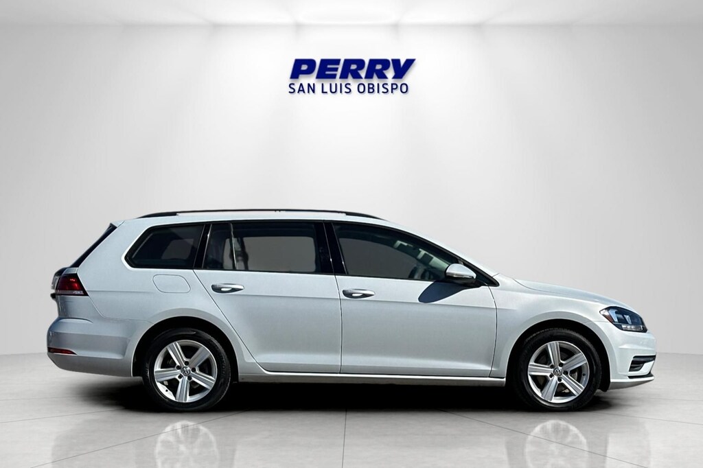 Used 2018 Volkswagen Golf Sportwagen SE Wagon