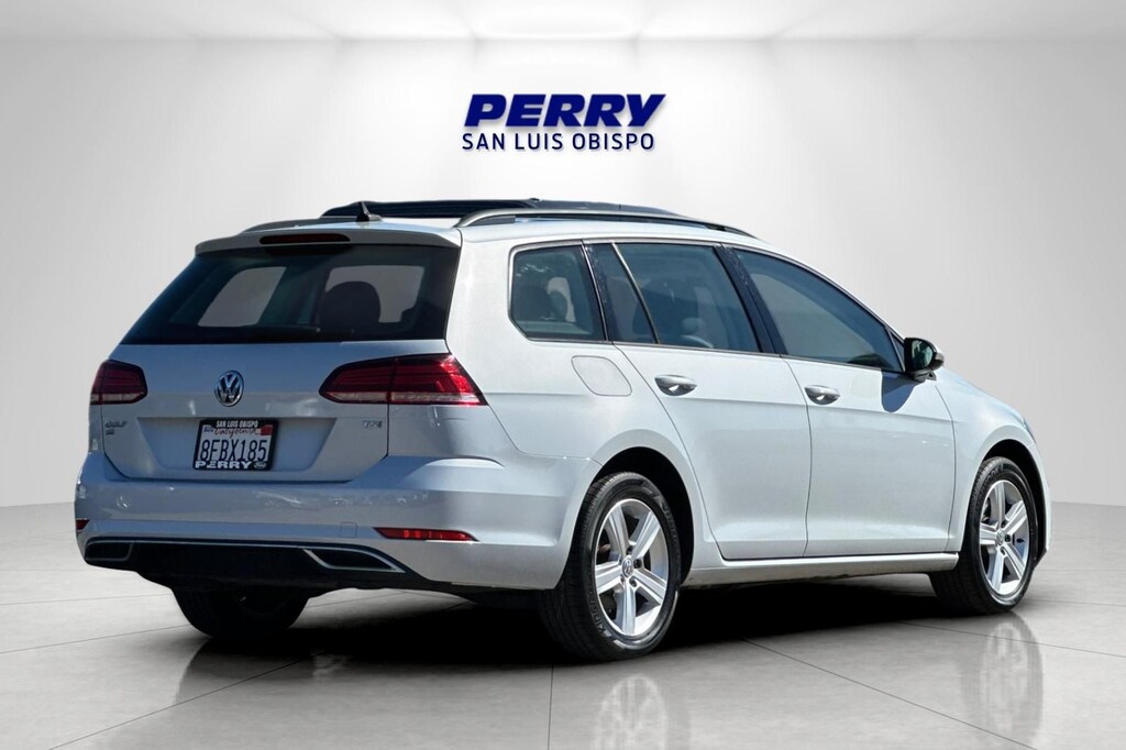 Used 2018 Volkswagen Golf Sportwagen SE Wagon