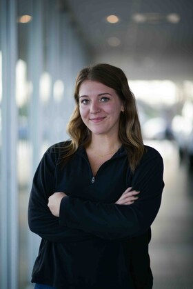 Staff member Jessica Hartman from ID_46e2e9ad4236