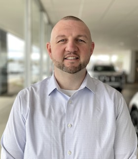 Staff member Ryan Adams from ID_625bf7930267