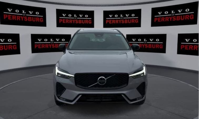 New%202026%20Volvo%20VC60%20B5%20Plus%20AWD%20-%20Volvo%20of%20Perrysburg.JPG