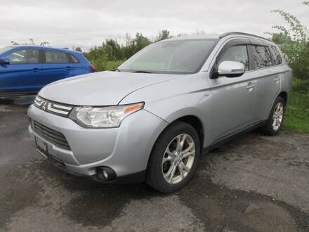 2014 Mitsubishi Outlander GT SUV for sale in Peterborough, ON