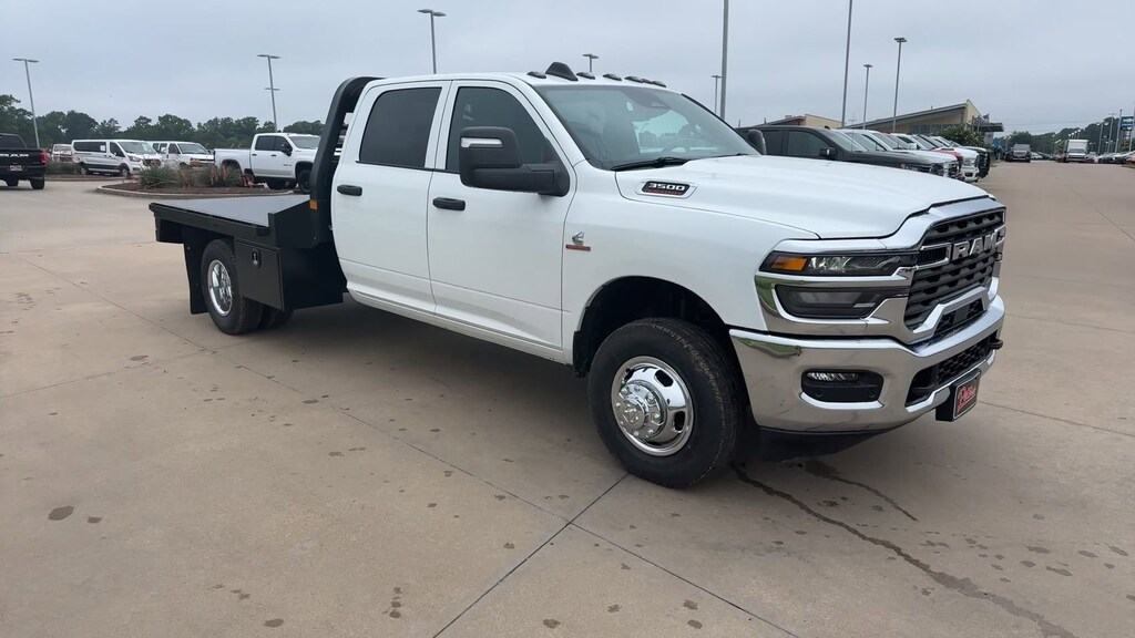 New 2026 Ram 3500 Chassis Cab Tradesman/Big Horn Pickup