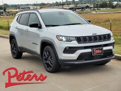 New 2026 Jeep Compass Latitude Sport Utility 3C4NJDBN7TT150861 26D237 in Longview, TX