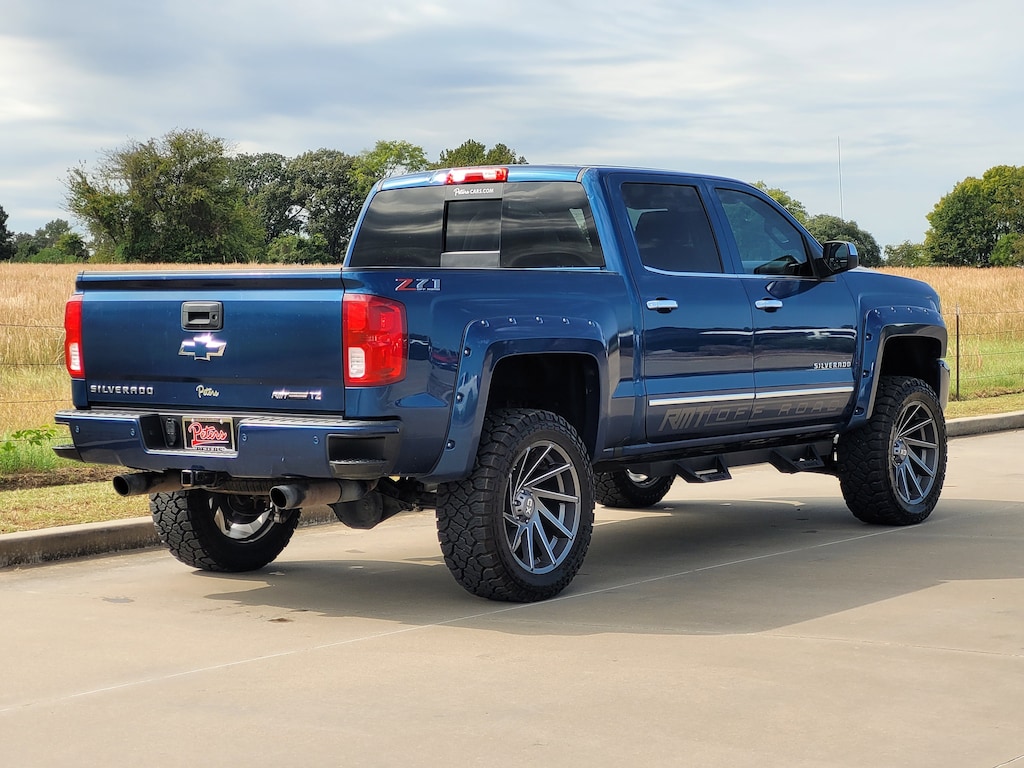Used 2018 Chevrolet Silverado 1500 LTZ 4WD Crew Cab 143.5 LTZ w/2LZ