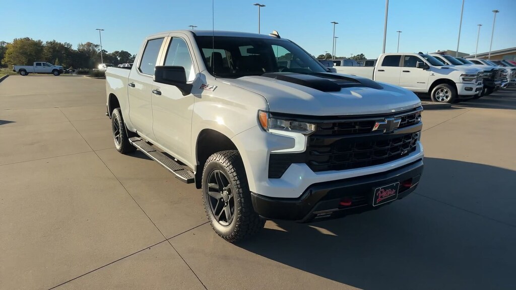 Used 2023 Chevrolet Silverado 1500 LT Trail Boss 4WD Crew Cab 147 LT Trail Boss