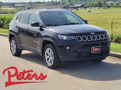 New 2025 Jeep Compass Latitude Sport Utility 3C4NJDBN8ST602332 25D674 in Longview, TX