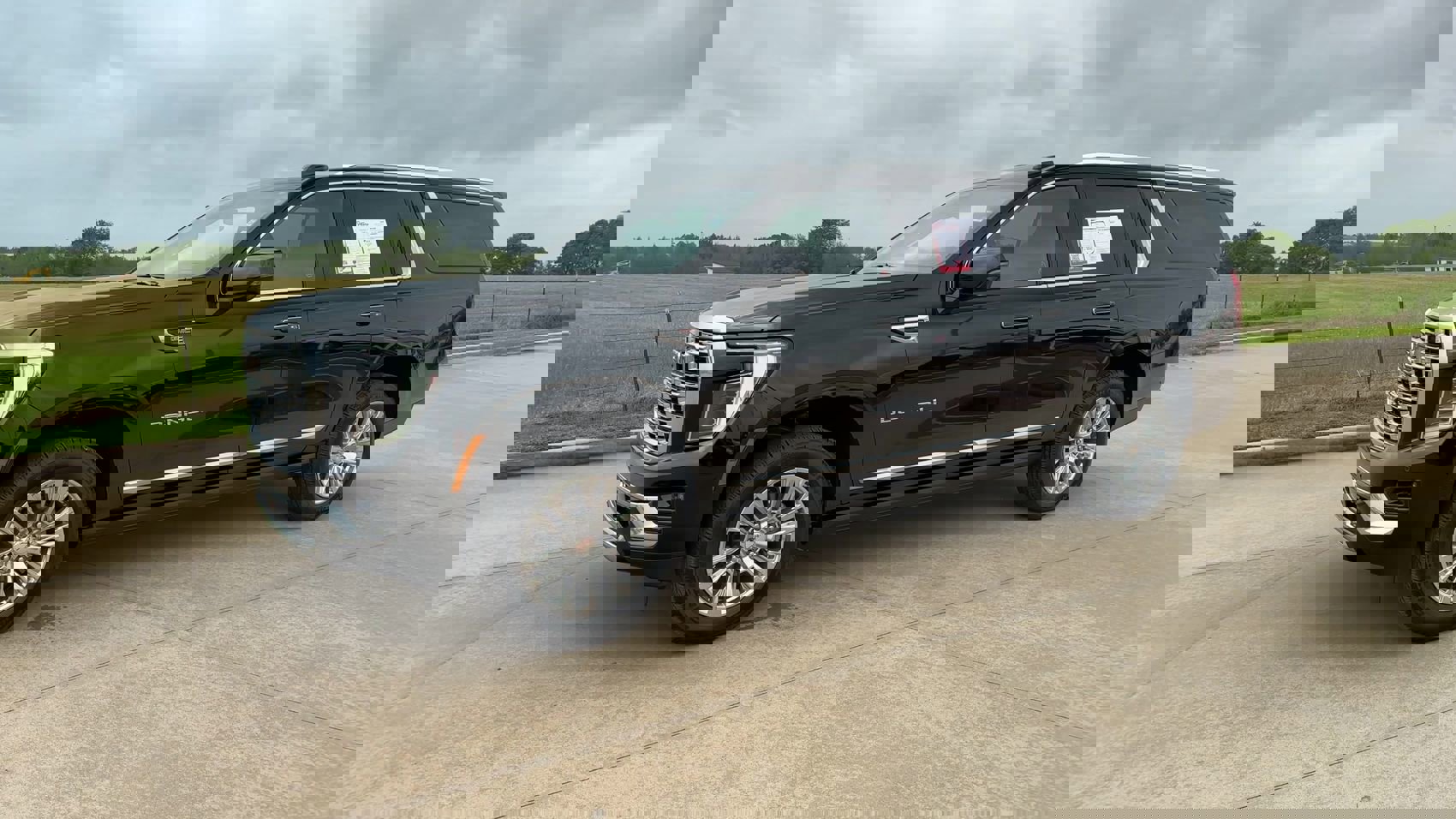2025 Gmc Yukon XL Denali photo 4