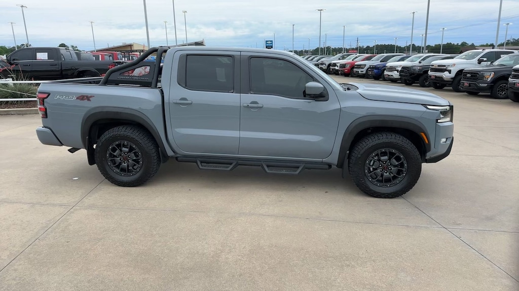 Used 2023 Nissan Frontier PRO-4X Crew Cab 4x4 PRO-4X Auto