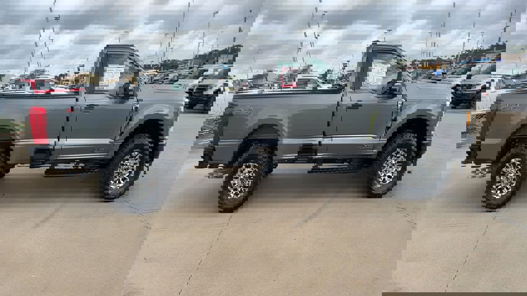 2024 Ford F-350 XL photo 2
