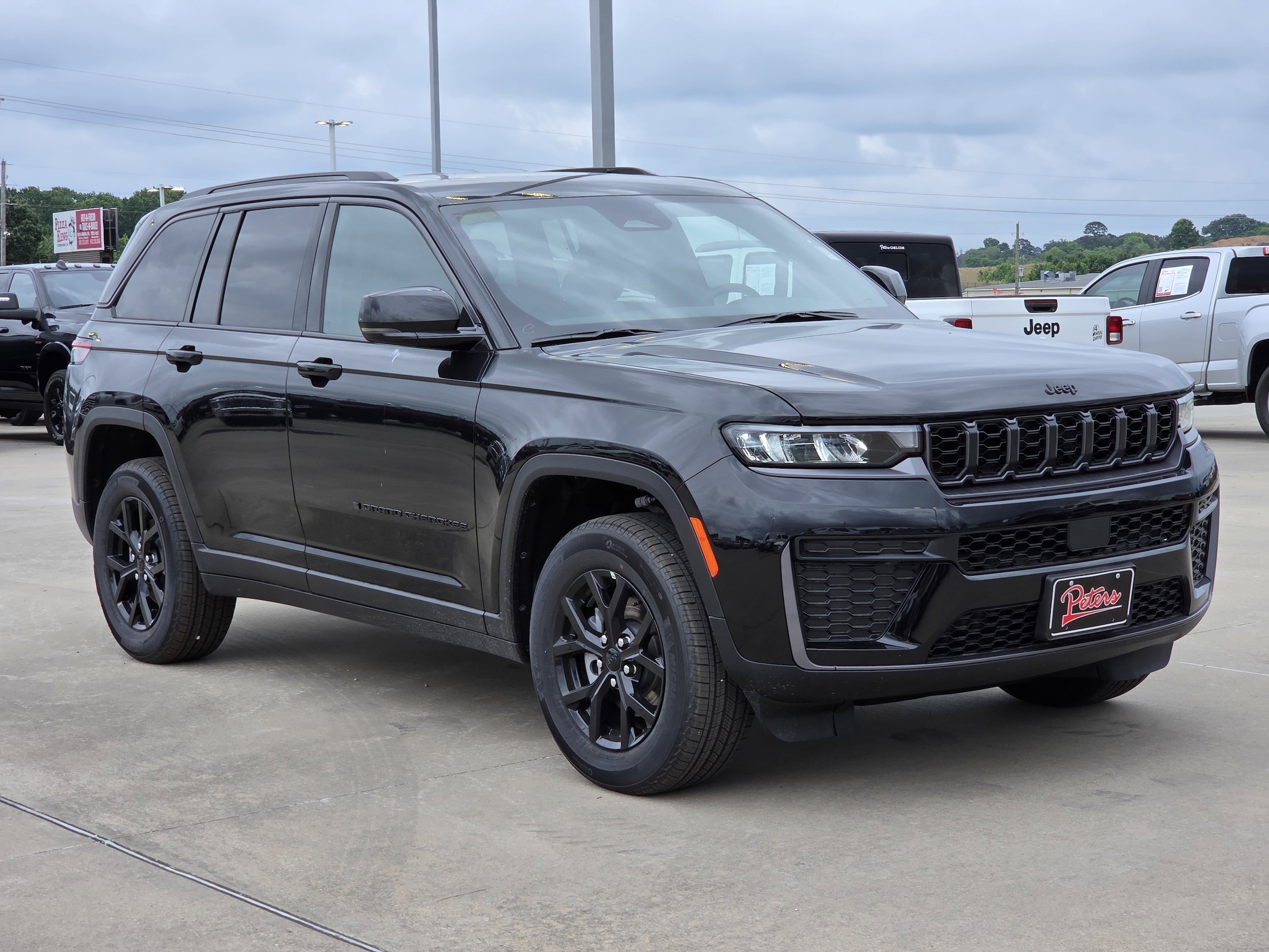 New 2026 Jeep Grand Cherokee Laredo