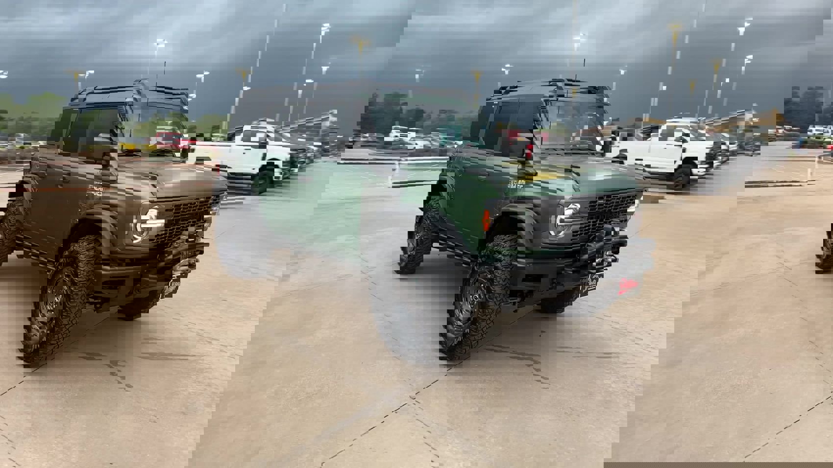 2022 Ford Bronco Everglades photo 2