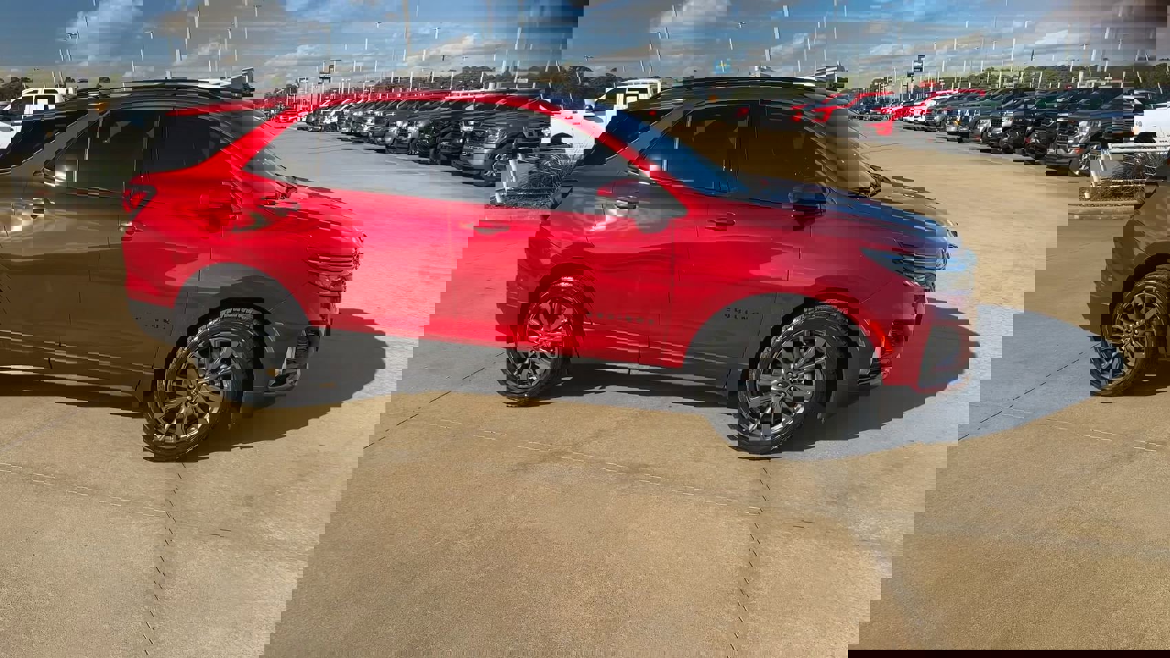 2022 Chevrolet Equinox RS photo 2