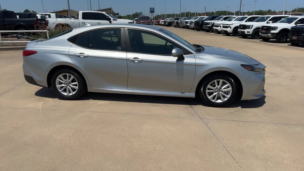Used 2025 Toyota Camry LE LE