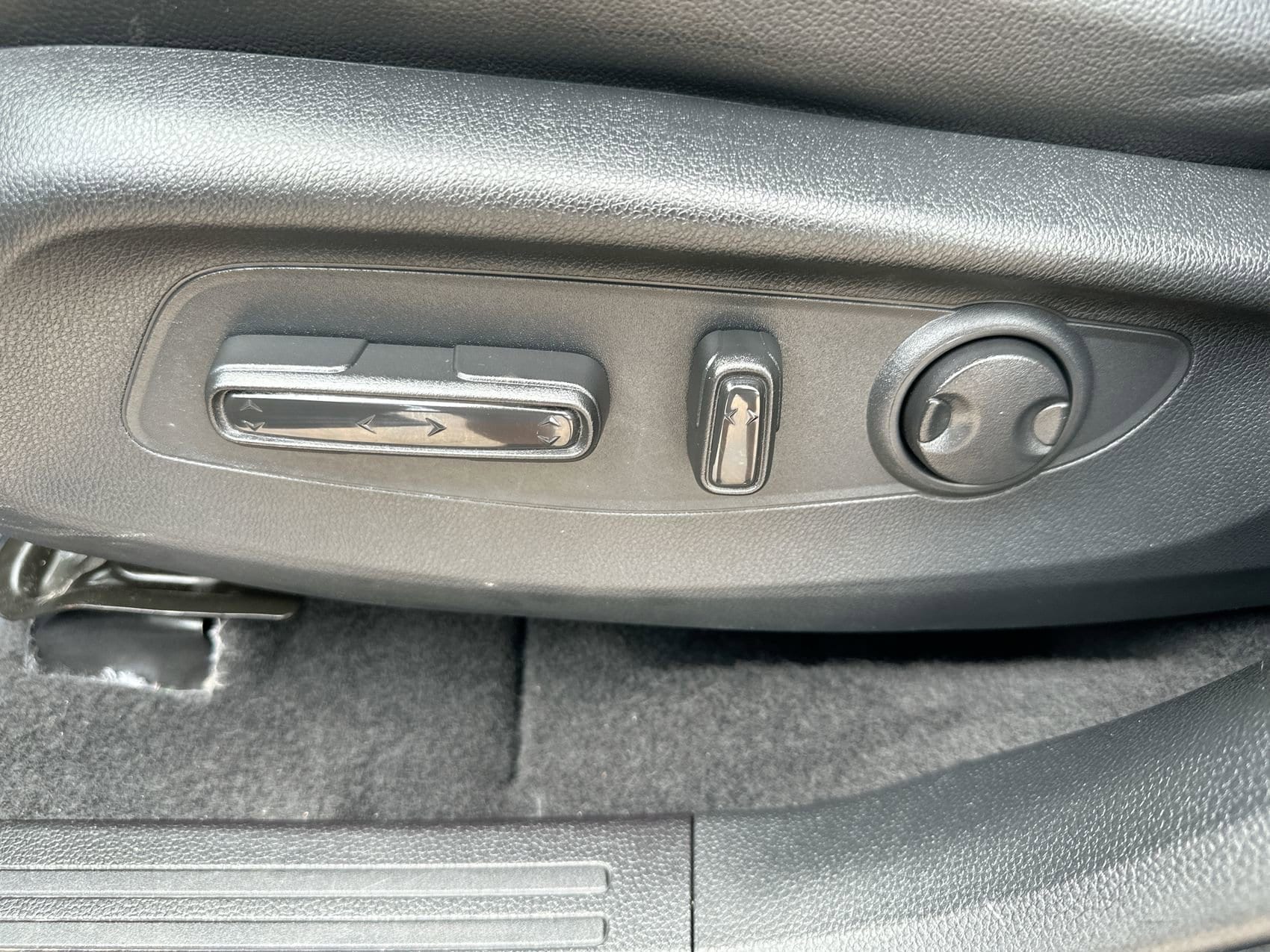 2025 Honda CR-V EX-L - Photo 12