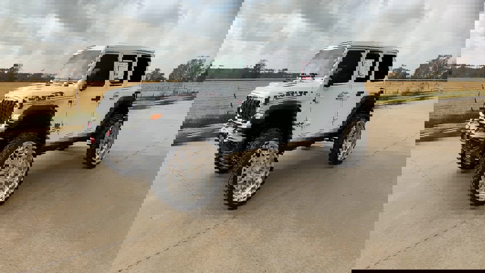 2024 Jeep Wrangler Rubicon photo 4