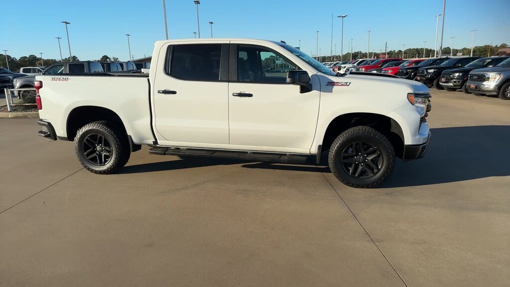 Used 2023 Chevrolet Silverado 1500 LT Trail Boss 4WD Crew Cab 147 LT Trail Boss