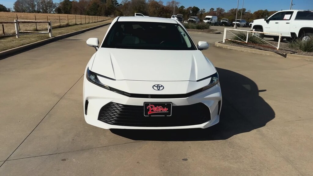 Used 2025 Toyota Camry SE LE