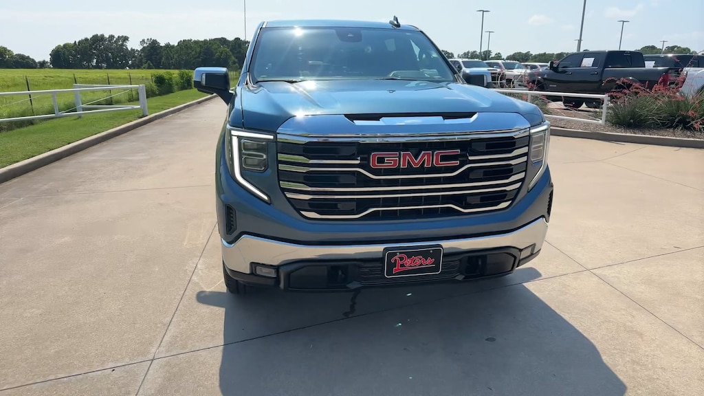 Used 2024 GMC Sierra 1500 SLT 4WD Crew Cab 147 SLT