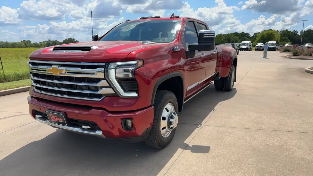Used 2024 Chevrolet Silverado 3500HD High Country 4WD Crew Cab 172 High Country