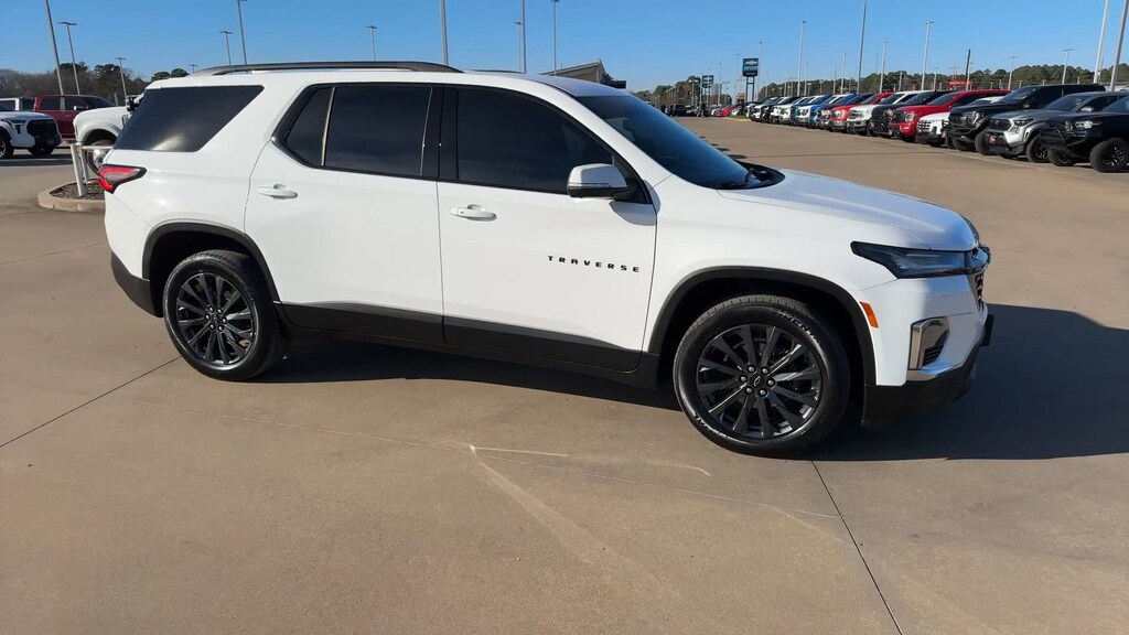 Used 2023 Chevrolet Traverse RS FWD RS