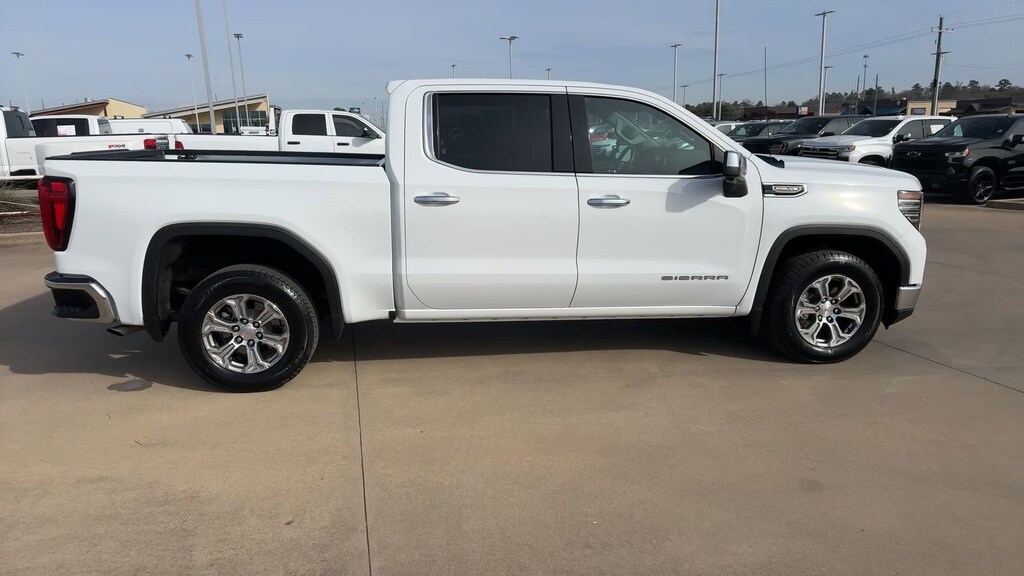 Used 2025 GMC Sierra 1500 SLT 2WD Crew Cab 147 SLT