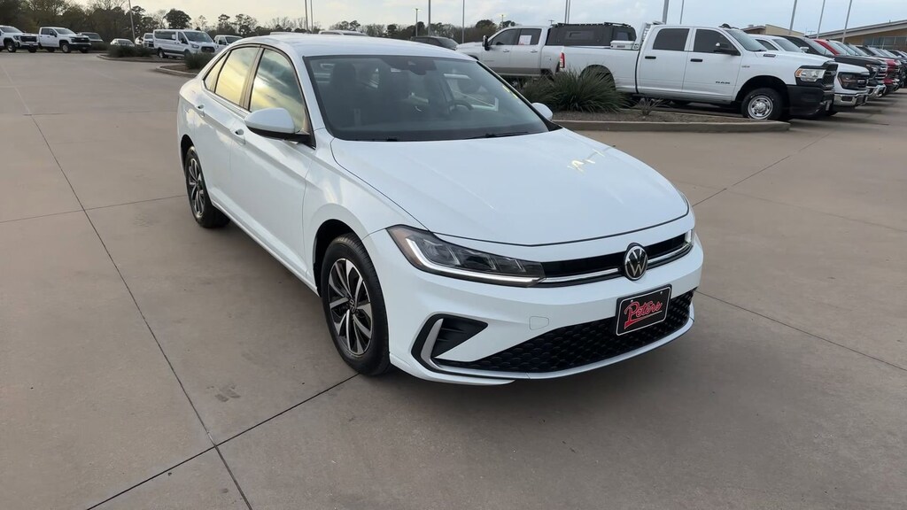 Used 2025 Volkswagen Jetta S S Auto