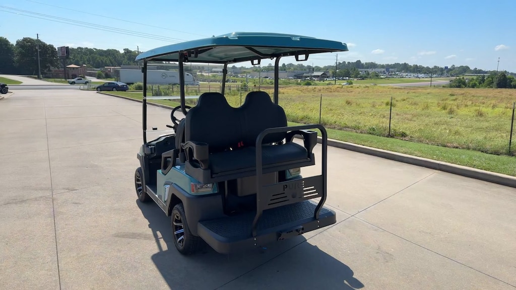Used 2025 Icon E40