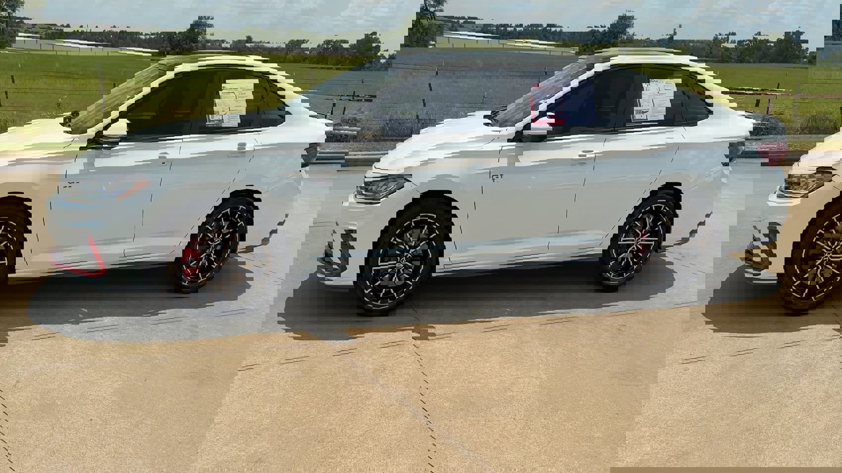 2025 Volkswagen Jetta GLI Autobahn photo 3