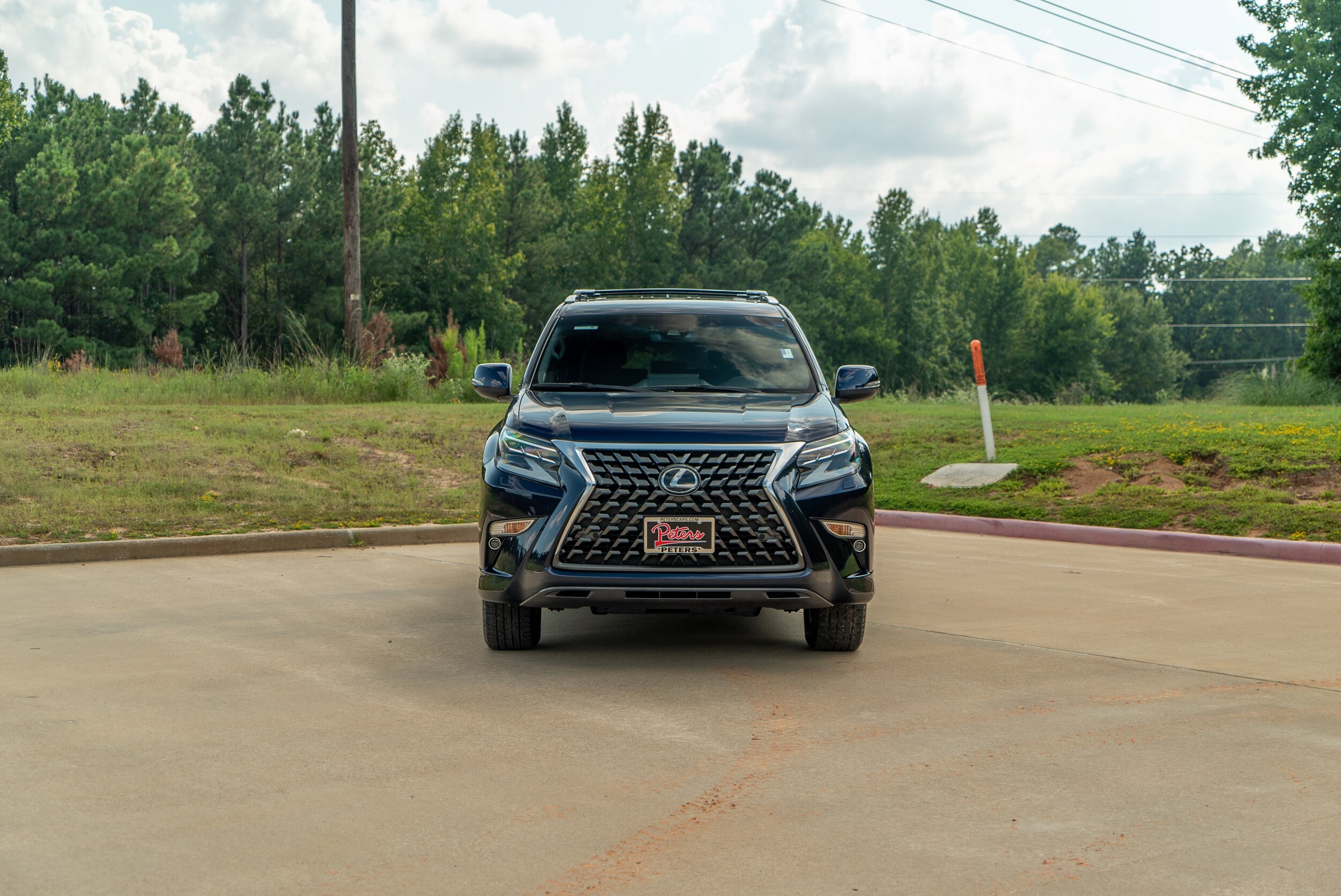 2023 Lexus GX 460 Premium photo 2